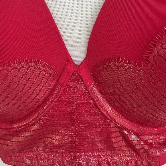 Cacique Red Boost Plunge Appliqué  Underwire Bra - Picture 4 of 13